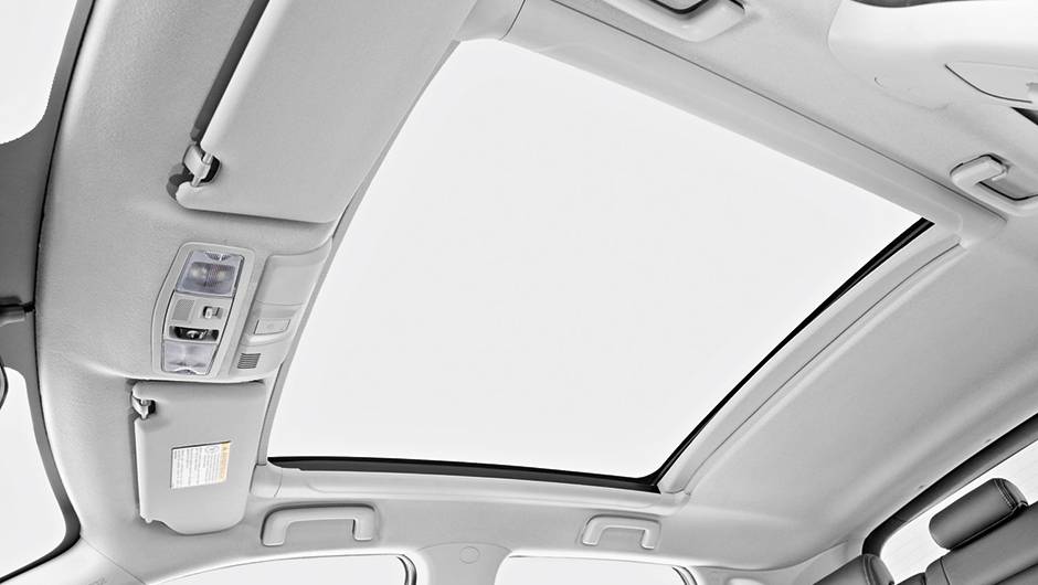 Teto de vidro e xen&ocirc;nio custam 6 000 reais | <a href="https://quatrorodas.abril.com.br/carros/lancamentos/mitsubishi-asx-awd-748892.shtml" rel="migration">Leia mais</a>