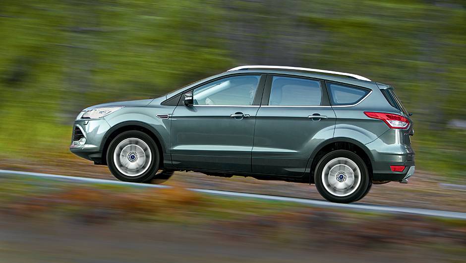 O Kuga &eacute; feito sobre a base da nova gera&ccedil;&atilde;o do Focus | <a href="https://quatrorodas.abril.com.br/carros/impressoes/ford-kuga-751223.shtml" rel="migration">Leia mais</a>