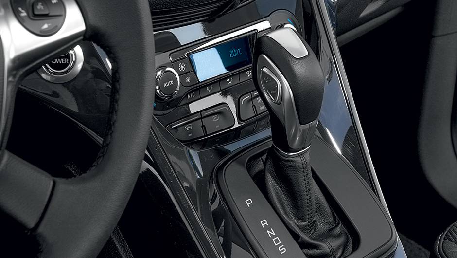 C&acirc;mbio sem trocas no volante | <a href="https://quatrorodas.abril.com.br/carros/impressoes/ford-kuga-751223.shtml" rel="migration">Leia mais</a>
