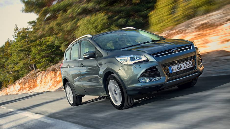 Apesar da mudan&ccedil;a de gera&ccedil;&atilde;o, o entre-eixos n&atilde;o mudou | <a href="https://quatrorodas.abril.com.br/carros/impressoes/ford-kuga-751223.shtml" rel="migration">Leia mais</a>