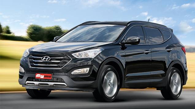 Dianteira segue a linha Hyundai, com grade hexagonal | <a href="https://quatrorodas.abril.com.br/carros/testes/hyundai-santa-fe-3-3-749761.shtml" rel="migration">Leia mais</a>