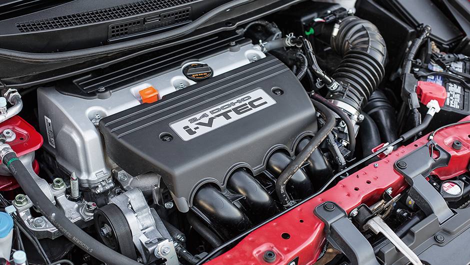 Motor de 2,4 litros com 201 cv | <a href="https://quatrorodas.abril.com.br/carros/impressoes/honda-civic-si-753316.shtml" rel="migration">Leia mais</a>