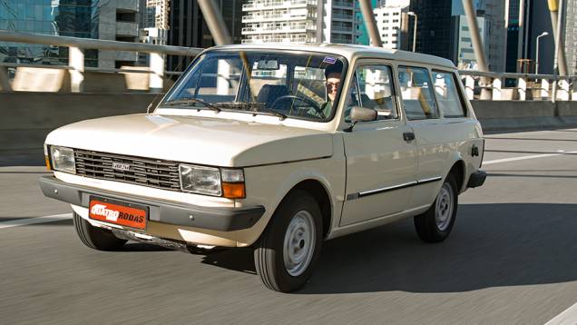 Baseada no Fiat 147, a perua foi desenvolvida no Brasil | <a href="https://quatrorodas.abril.com.br/carros/classicos-brasileiros/fiat-panorama-756366.shtml" rel="migration">Leia mais</a> Baseada no Fiat 147, a perua foi desenvolvida no Brasil | <a href="https://quatrorodas.abril.com.br/carros/classicos-brasileiros/fiat-panorama-756366.shtml" rel="migration">Leia mais</a>