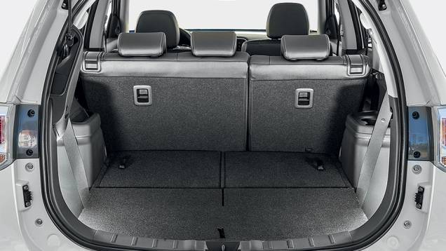 ... que podem ficar embutidos | <a href="https://quatrorodas.abril.com.br/carros/testes/mitsubishi-outlander-gt-v6-3-0-757583.shtml" rel="migration">Leia mais</a> ... que podem ficar embutidos | <a href="https://quatrorodas.abril.com.br/carros/testes/mitsubishi-outlander-gt-v6-3-0-757583.shtml" rel="migration">Leia mais</a>