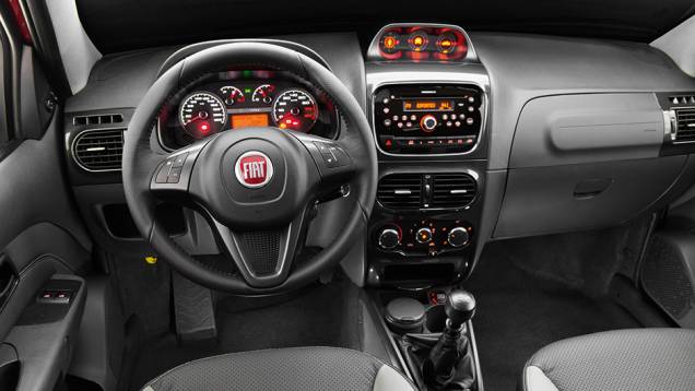 No interior da cabine da Strada, há novas cores, texturas e grafismos | <a href="https://quatrorodas.abril.com.br/carros/testes/fiat-strada-adventure-1-6-16v-cd-762709.shtml" rel="migration">Leia mais</a> No interior da cabine da Strada, há novas cores, texturas e grafismos | <a href="https://quatrorodas.abril.com.br/carros/testes/fiat-strada-adventure-1-6-16v-cd-762709.shtml" rel="migration">Leia mais</a>