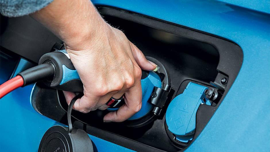 SUV é um h&iacute;brido plug-in | <a href="https://quatrorodas.abril.com.br/carros/impressoes/volkswagen-crossblue-766158.shtml" rel="migration">Leia mais</a>