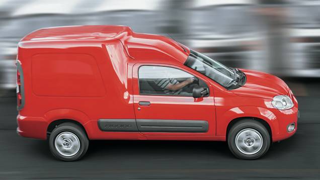 Novo visual melhorou a aerodinâmica | <a href="https://quatrorodas.abril.com.br/carros/impressoes/fiat-fiorino-1-4-771705.shtml" rel="migration">Leia mais</a> Novo visual melhorou a aerodinâmica | <a href="https://quatrorodas.abril.com.br/carros/impressoes/fiat-fiorino-1-4-771705.shtml" rel="migration">Leia mais</a>