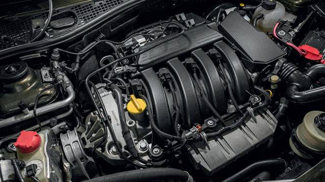 Motor 2.0 flex que rende 142 cv com etanol | <a href="https://quatrorodas.abril.com.br/carros/testes/aventureiros-urbanos-777231.shtml" rel="migration">Leia mais</a>