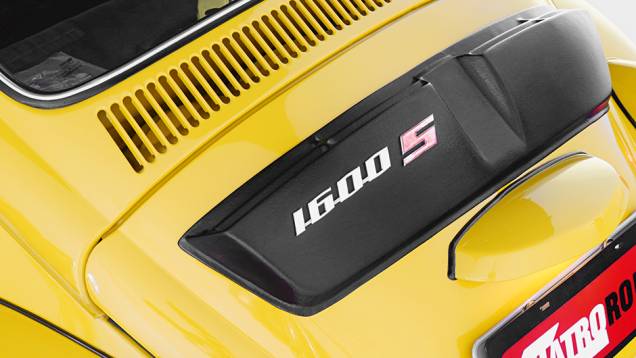 a entrada de ar com carenagem | <a href="https://quatrorodas.abril.com.br/carros/classicos-brasileiros/vw-super-fuscao-1600-s-774577.shtml" rel="migration">Leia mais</a>
a entrada de ar com carenagem | <a href="https://quatrorodas.abril.com.br/carros/classicos-brasileiros/vw-super-fuscao-1600-s-774577.shtml" rel="migration">Leia mais</a>