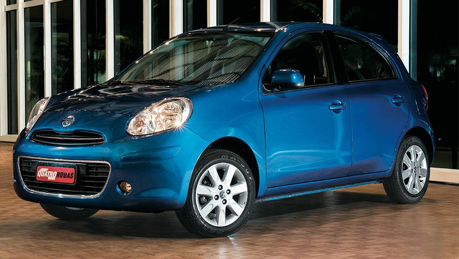O March est&aacute; perto de receber uma atualiza&ccedil;&atilde;o de estilo | <a href="https://quatrorodas.abril.com.br/carros/comparativos/hatches-compactos-entrada-779938.shtml" rel="migration">Leia mais</a>