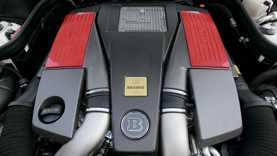 Motor é o V8 biturbo original da AMG, mas retrabalhado para atingir 620 cv | <a href="https://quatrorodas.abril.com.br/carros/impressoes/brabus-cls-787697.shtml" rel="migration">Leia mais</a> Motor é o V8 biturbo original da AMG, mas retrabalhado para atingir 620 cv | <a href="https://quatrorodas.abril.com.br/carros/impressoes/brabus-cls-787697.shtml" rel="migration">Leia mais</a>
