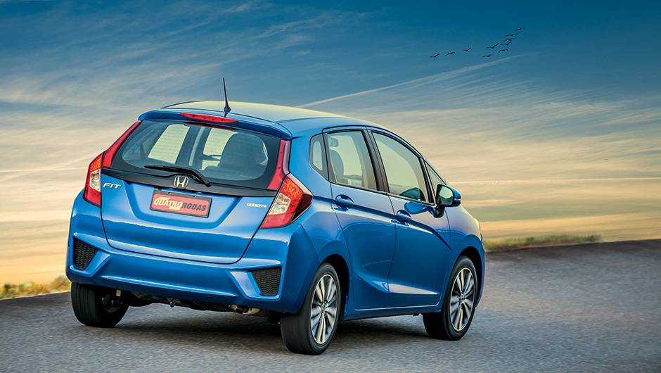 A plataforma &eacute; a mesma dos novos City e Vezel | <a href="https://quatrorodas.abril.com.br/carros/testes/honda-fit-exl-1-5-786780.shtml" rel="migration">Leia mais</a>