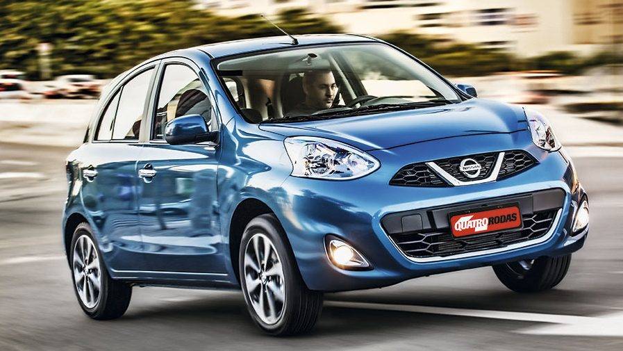 Reestiliza&ccedil;&atilde;o acabou com os tra&ccedil;os l&uacute;dicos do pequeno Nissan | <a href="https://quatrorodas.abril.com.br/carros/testes/nissan-march-792698.shtml" rel="migration">Leia mais</a>