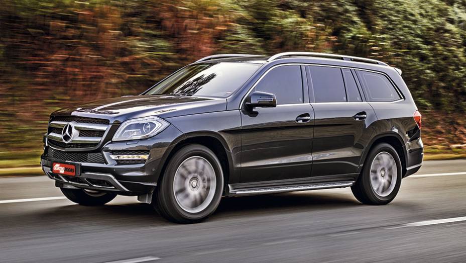 SUV de luxo mede 5 m de comprimento e 1,8 m de altura | <a href="https://quatrorodas.abril.com.br/carros/impressoes/mercedes-benz-gl-350-bluetec-sport-798485.shtml" rel="migration">Leia mais</a>