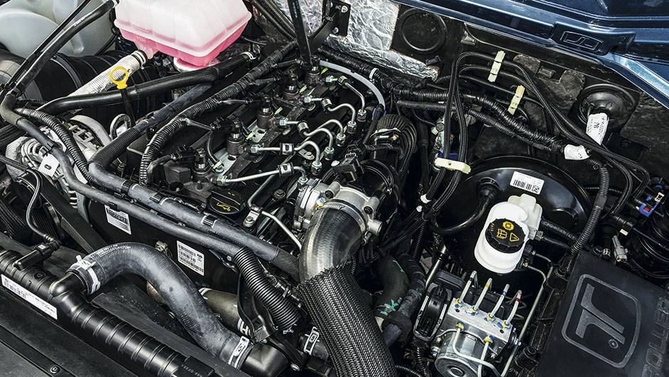Motor 3.2 e o c&acirc;mbio de 6 marchas s&atilde;o os mesmos da Ranger | <a href="https://quatrorodas.abril.com.br/carros/testes/troller-t4-800224.shtml" rel="migration">Leia mais</a>