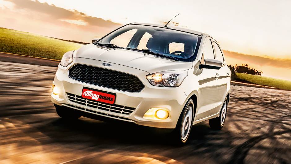 Frente alta e boca grande: design herdado dos Aston Martin | <a href="https://quatrorodas.abril.com.br/carros/testes/novo-ford-ka-795762.shtml" rel="migration">Leia mais</a>