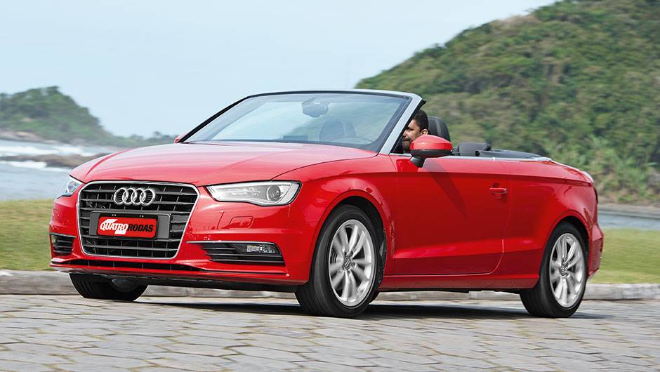 Grade enorme: A3 Cabriolet mant&eacute;m a identidade da Audi | <a href="https://quatrorodas.abril.com.br/carros/impressoes/audi-a3-cabriolet-813902.shtml" target="_blank" rel="migration">Leia mais</a>