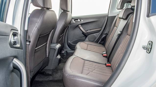 <a href="https://quatrorodas.abril.com.br/carros/impressoes/peugeot-2008-823780.shtml" target="_blank" rel="migration">Leia mais</a> <a href="https://quatrorodas.abril.com.br/carros/impressoes/peugeot-2008-823780.shtml" target="_blank" rel="migration">Leia mais</a>