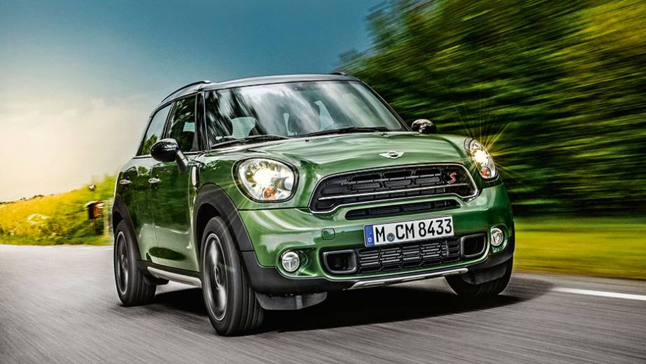 Frente chapada: DNA da Mini segue intocado | <a href="https://quatrorodas.abril.com.br/carros/impressoes/mini-countryman-822100.shtml" target="_blank" rel="migration">Leia mais</a>