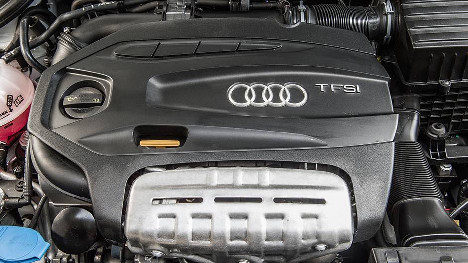 Com sobrealimenta&ccedil;&atilde;o dupla, 1.4 TFSI atinge 185 cv | <a href="https://quatrorodas.abril.com.br/carros/comparativos/comparativo-esportivos-841704.shtml" target="_blank" rel="migration">Leia mais</a>