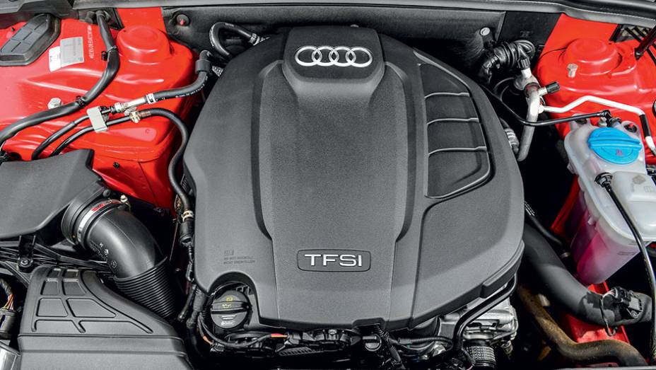 Motor 1.8 tem 10 cv a menos que o anterior | <a href="https://quatrorodas.abril.com.br/carros/testes/audi-a4-840082.shtml" target="_blank" rel="migration">Leia mais</a>