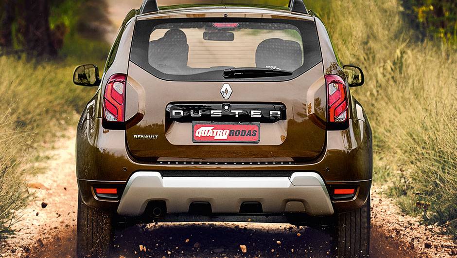 R&eacute;gua do porta-malas agora &eacute; preta | <a href="https://quatrorodas.abril.com.br/carros/testes/renault-duster-dynamique-1-6-16v-857186.shtml" target="_blank" rel="migration">Leia mais</a>