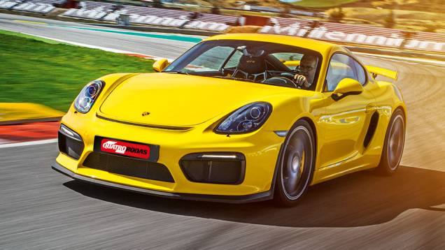 O GT4 herdou componentes da suspensão e motor do 911 | <a href="https://quatrorodas.abril.com.br/carros/impressoes/porsche-cayman-gt4-855525.shtml" target="_blank" rel="migration">Leia mais</a> O GT4 herdou componentes da suspensão e motor do 911 | <a href="https://quatrorodas.abril.com.br/carros/impressoes/porsche-cayman-gt4-855525.shtml" target="_blank" rel="migration">Leia mais</a>