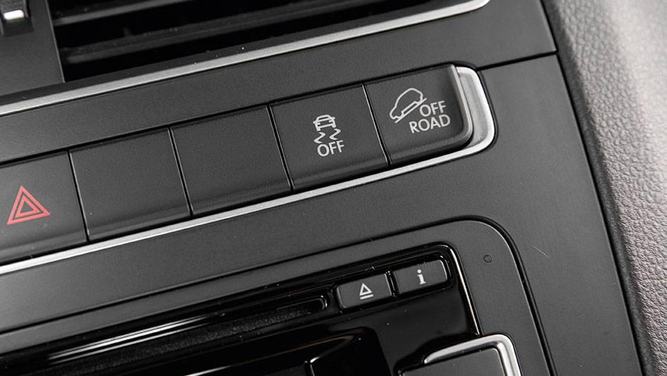 Fun&ccedil;&atilde;o ABS off-road &eacute; opcional. | <a href="https://quatrorodas.abril.com.br/carros/testes/vw-space-cross-866302.shtml" target="_blank" rel="migration">Leia mais</a>