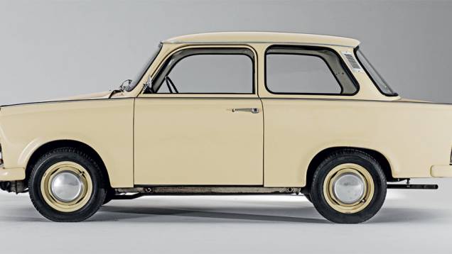 <a href="https://quatrorodas.abril.com.br/carros/classicos-grandescarros/sachsenring-trabant-863420.shtml" target="_blank" rel="migration">Leia mais</a> <a href="https://quatrorodas.abril.com.br/carros/classicos-grandescarros/sachsenring-trabant-863420.shtml" target="_blank" rel="migration">Leia mais</a>