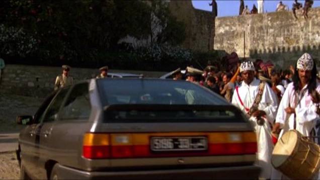 1987: ... e o Audi 200 Avant, uma das poucas peruas utilizadas pelo 007. | <a href="https://quatrorodas.abril.com.br/blogs/planeta-carro/2012/11/07/licenca-para-acelerar/" rel="migration">Leia mais</a> 1987: ... e o Audi 200 Avant, uma das poucas peruas utilizadas pelo 007. | <a href="https://quatrorodas.abril.com.br/blogs/planeta-carro/2012/11/07/licenca-para-acelerar/" rel="migration">Leia mais</a>