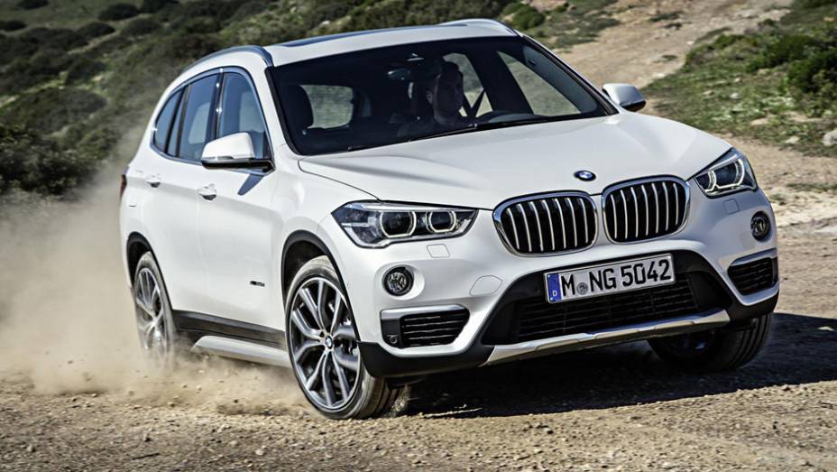 Modelo estará disponível em outubro na Alemanha | <a href="https://quatrorodas.abril.com.br/noticias/fabricantes/bmw-lanca-x1-2016-872821.shtml" rel="migration">Leia mais</a>