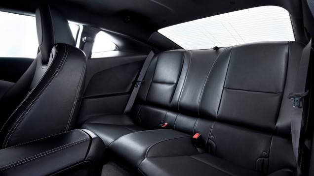 <a href="https://quatrorodas.abril.com.br/noticias/chevrolet-camaro-chega-europa-305036_p.shtml" rel="migration">Leia mais</a> <a href="https://quatrorodas.abril.com.br/noticias/chevrolet-camaro-chega-europa-305036_p.shtml" rel="migration">Leia mais</a>