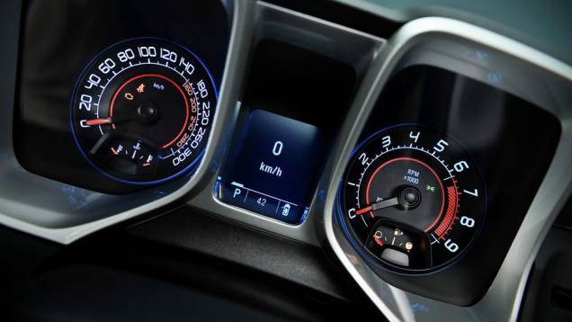 <a href="https://quatrorodas.abril.com.br/noticias/chevrolet-camaro-chega-europa-305036_p.shtml" rel="migration">Leia mais</a> <a href="https://quatrorodas.abril.com.br/noticias/chevrolet-camaro-chega-europa-305036_p.shtml" rel="migration">Leia mais</a>