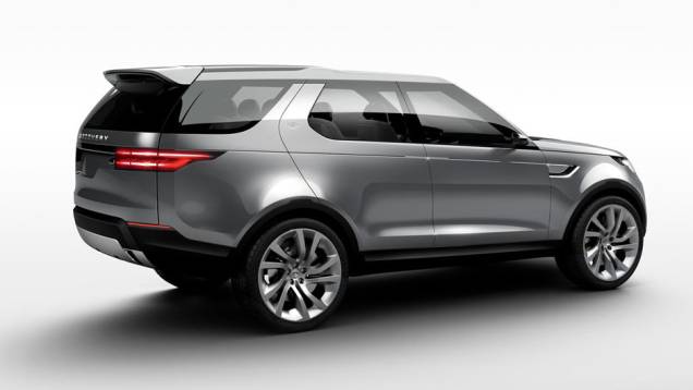 O SUV será apresentado ao público nesta quarta-feira em Nova York | <a href="https://quatrorodas.abril.com.br/noticias/fabricantes/land-rover-lanca-conceito-discovery-vision-779837.shtml" rel="migration">Leia mais</a> O SUV será apresentado ao público nesta quarta-feira em Nova York | <a href="https://quatrorodas.abril.com.br/noticias/fabricantes/land-rover-lanca-conceito-discovery-vision-779837.shtml" rel="migration">Leia mais</a>