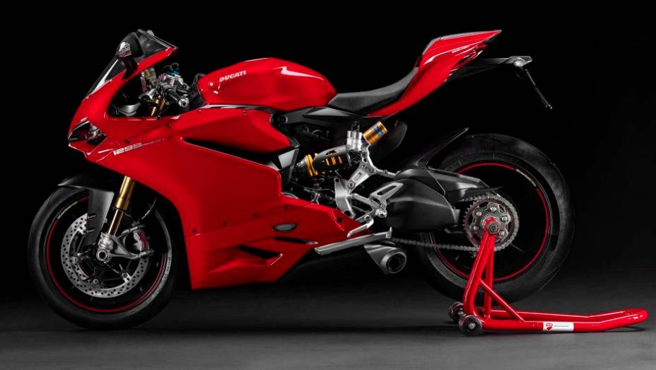 Ducati 1299 Panigale S | <a href="https://quatrorodas.abril.com.br/moto/noticias/confira-novidades-salao-milao-2014-812658.shtml" rel="migration">Leia mais</a>