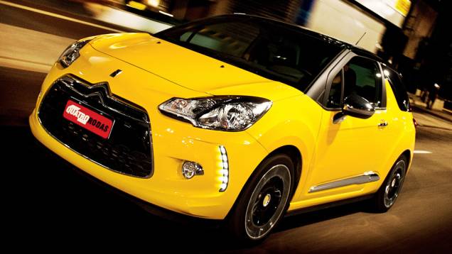Citroën DS3 (gasolina): urbano 11,3 km/l | rodoviário 14,4 km/l | <a href="https://quatrorodas.abril.com.br/noticias/fabricantes/inmetro-divulga-carros-mais-economicos-ou-beberroes-2014-771045.shtml" rel="migration">Leia mais</a> Citroën DS3 (gasolina): urbano 11,3 km/l | rodoviário 14,4 km/l | <a href="https://quatrorodas.abril.com.br/noticias/fabricantes/inmetro-divulga-carros-mais-economicos-ou-beberroes-2014-771045.shtml" rel="migration">Leia mais</a>