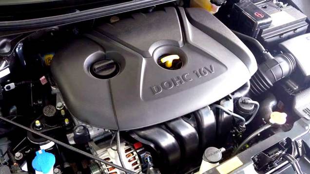 Hyundai Elantra | <a href="https://quatrorodas.abril.com.br/noticias/veloster-elantra-ja-estao-venda-concessionarias-hyundai-303518_p.shtml" rel="migration">Leia mais</a> Hyundai Elantra | <a href="https://quatrorodas.abril.com.br/noticias/veloster-elantra-ja-estao-venda-concessionarias-hyundai-303518_p.shtml" rel="migration">Leia mais</a>