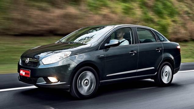 Fiat Grand Siena: 3/5 | <a href="https://quatrorodas.abril.com.br/noticias/carros-mais-menos-resistentes-alagamentos-731244.shtml" rel="migration">Leia mais</a> Fiat Grand Siena: 3/5 | <a href="https://quatrorodas.abril.com.br/noticias/carros-mais-menos-resistentes-alagamentos-731244.shtml" rel="migration">Leia mais</a>