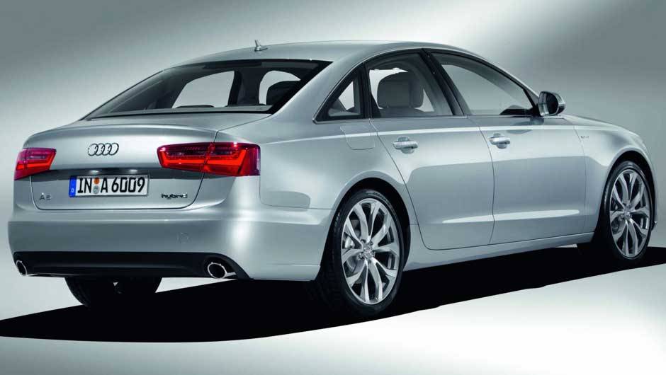 Combinados, motor el&eacute;trico e a combust&atilde;o geram 245 cv