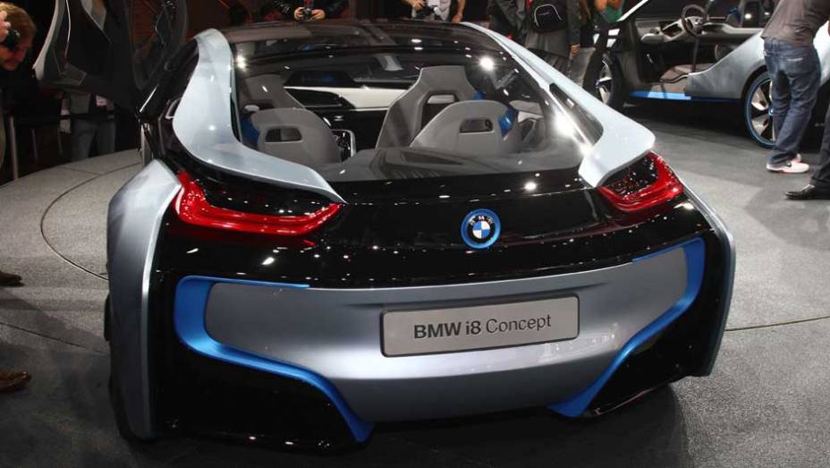 BMW i8