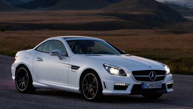 Modelo conta com transmissão automática AMG Speedshift Plus 7G-Tronic Modelo conta com transmissão automática AMG Speedshift Plus 7G-Tronic