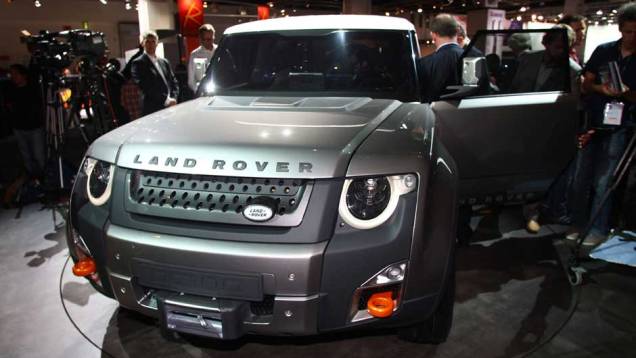 Land Rover Defender DC100 Concept