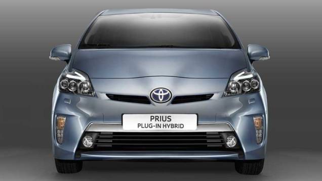 Prius Plug-in é o primeiro híbrido da marca que oferece tecnologia plug-in Prius Plug-in é o primeiro híbrido da marca que oferece tecnologia plug-in