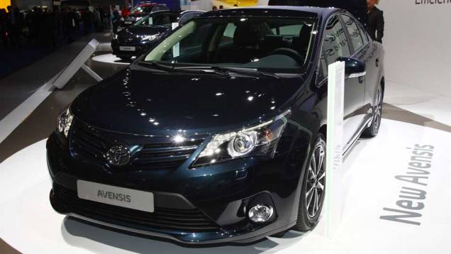 Toyota Avenis Toyota Avenis