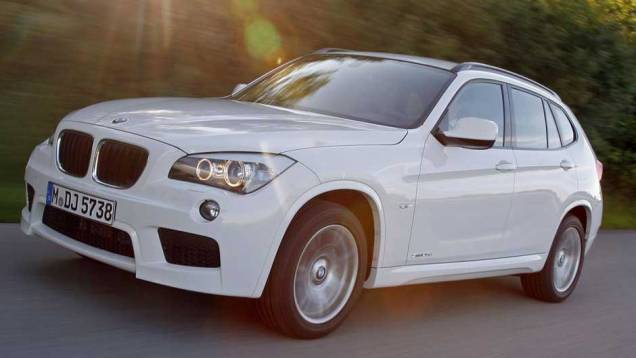 X1 sDrive20d gera 163 cv com consumo de 22 km/l X1 sDrive20d gera 163 cv com consumo de 22 km/l