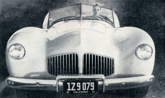 Imagem da matéria que revolucionou o mercado de carros nos EUA. O Glasspar G2