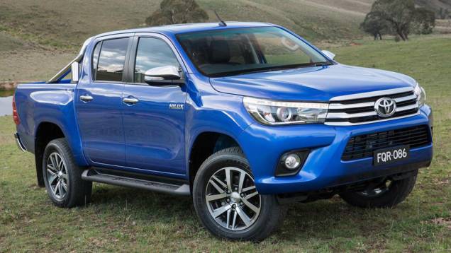 Toyota mostra nova Hilux 2016 | <a href="https://quatrorodas.abril.com.br/noticias/fabricantes/toyota-revela-nova-hilux-2016-867763.shtml" rel="migration">Leia mais</a>