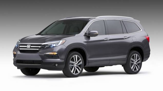 A Honda apresenta a nova geração do utilitário esportivo Pilot às vésperas do Salão de Chicago | <a href="https://quatrorodas.abril.com.br/noticias/fabricantes/honda-divulga-imagens-pilot-2016-835540.shtml" rel="migration">Leia mais</a> A Honda apresenta a nova geração do utilitário esportivo Pilot às vésperas do Salão de Chicago | <a href="https://quatrorodas.abril.com.br/noticias/fabricantes/honda-divulga-imagens-pilot-2016-835540.shtml" rel="migration">Leia mais</a>