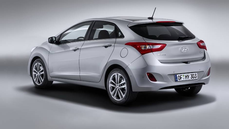 Modelo tamb&eacute;m oferece op&ccedil;&otilde;es de rodas aro 16 e 17 | <a href="https://quatrorodas.abril.com.br/noticias/fabricantes/hyundai-revela-facelift-i30-820005.shtml" rel="migration">Leia mais</a>
