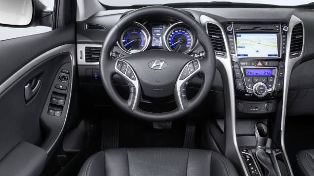 Modelo ganhou novas opções de motorização: 1.4 a gasolina de 100 cv; 1.6 a gasolina e 1.6 a diesel com dupla embreagem | <a href="https://quatrorodas.abril.com.br/noticias/fabricantes/hyundai-revela-facelift-i30-820005.shtml" rel="migration">Leia mais</a> Modelo ganhou novas opções de motorização: 1.4 a gasolina de 100 cv; 1.6 a gasolina e 1.6 a diesel com dupla embreagem | <a href="https://quatrorodas.abril.com.br/noticias/fabricantes/hyundai-revela-facelift-i30-820005.shtml" rel="migration">Leia mais</a>